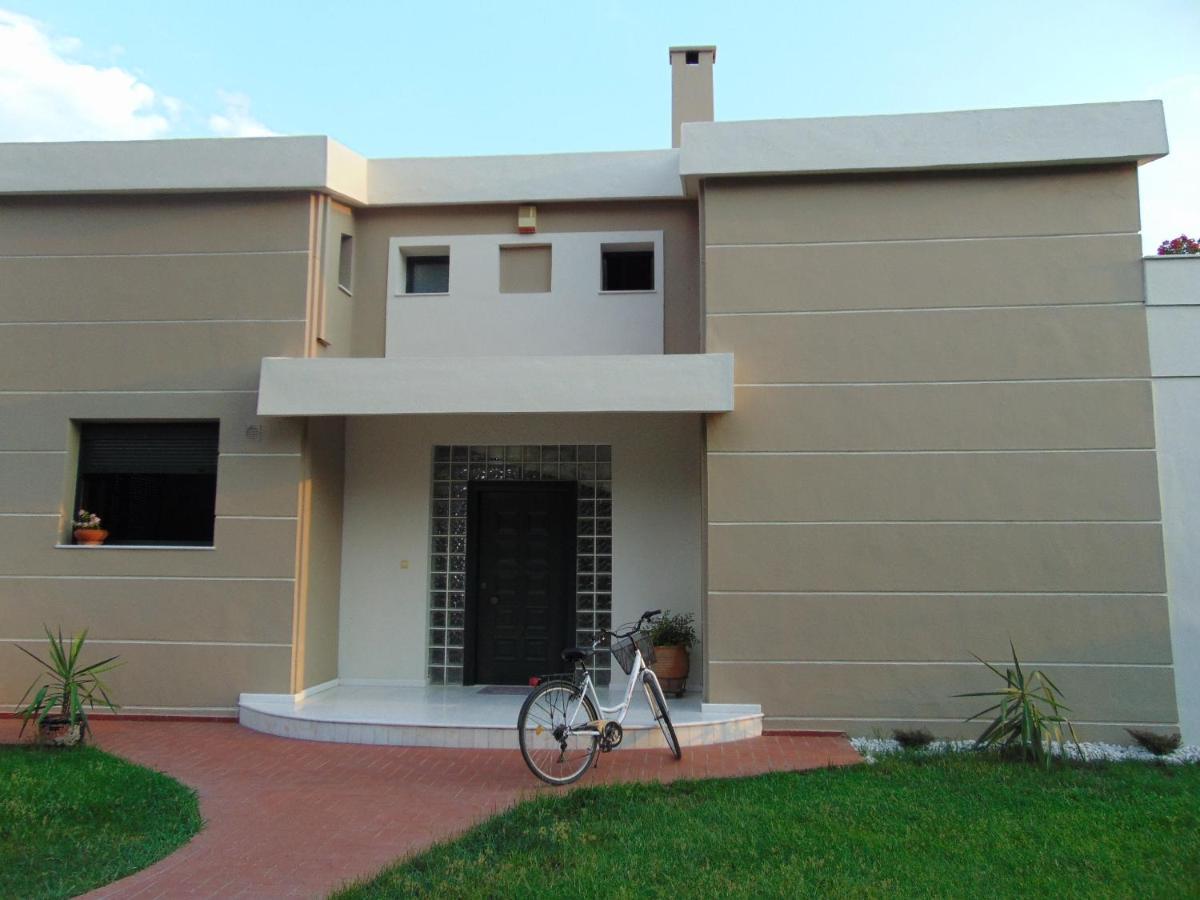 Crystal Bay Apartment Palaiontsiflikion Luaran gambar