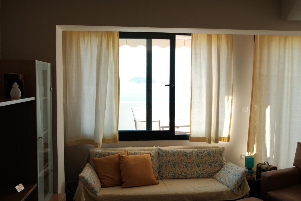 Crystal Bay Apartment Palaiontsiflikion Luaran gambar