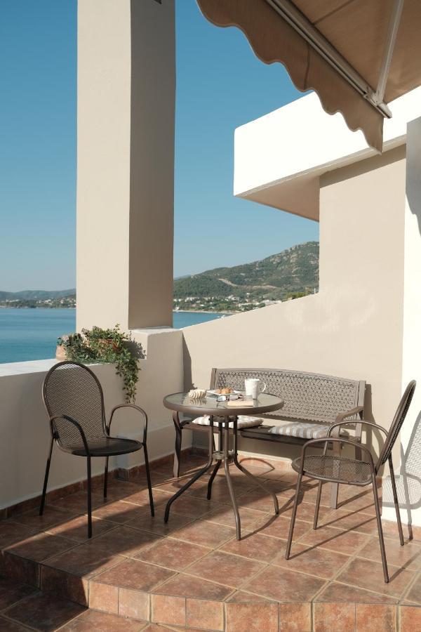 Crystal Bay Apartment Palaiontsiflikion Luaran gambar