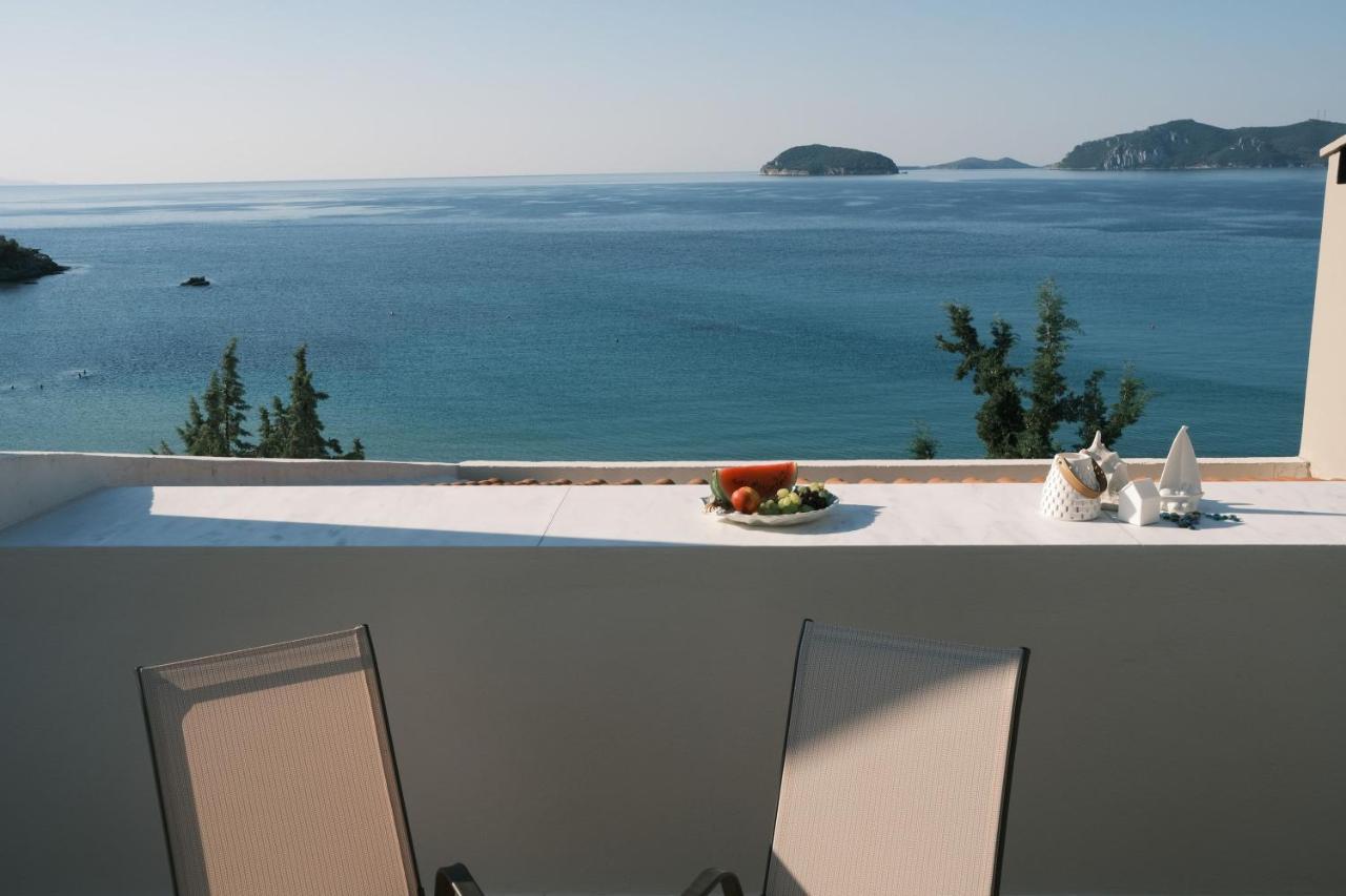 Crystal Bay Apartment Palaiontsiflikion Luaran gambar